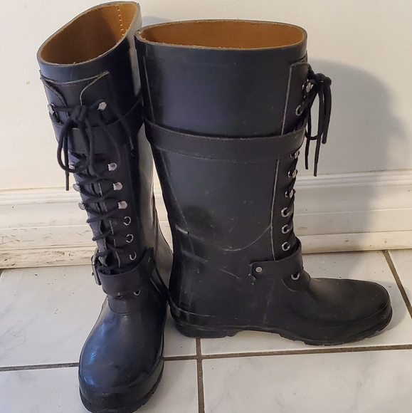 Bcbg Rainboots - Picture 1 of 7